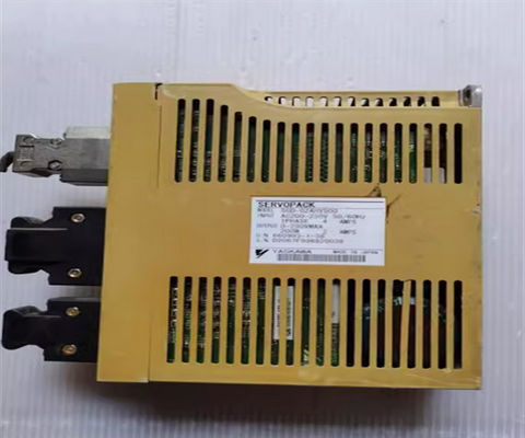 Amplificador de controlo de movimento fácil de usar para máquinas-ferramenta e robôs a 2000 RPM