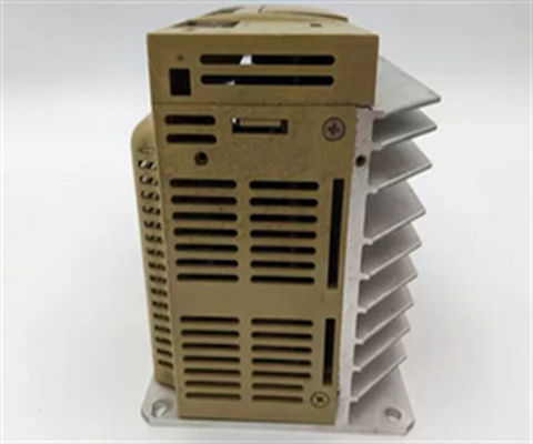Novo motor de servo Yaskawa SGD-08ASY25 AC Servo Amplificador
