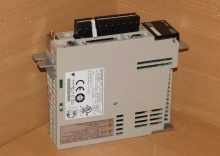 YASKAWA Servo Pack SGDS-02A01ARY501 Servo motor industrial