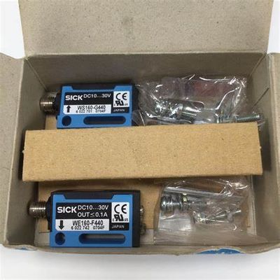 SICK WS/WE160-F440 Sensor óptico plástico vermelho visível de 680 nm com 15 mm