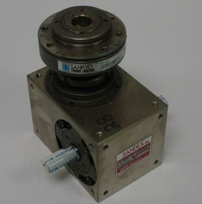 A caixa de velocidades do oscilador Sankyo 4.5ED-03337R-L3A1 45 graus