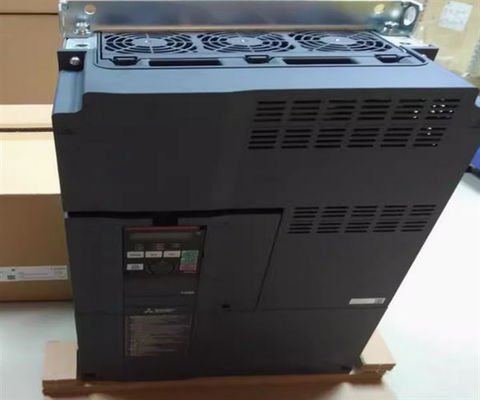 Inversor variável Mitsubishi 400V trifásico da frequência FR-F840-05470-2-60