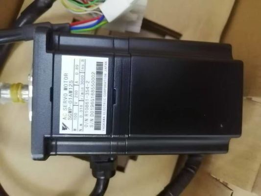 Servo motor industrial SGMP01AW12S de Yaskawa