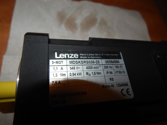 Lenze MDSKSRS036-23 Servomotor PODER nominal 0,54 kW