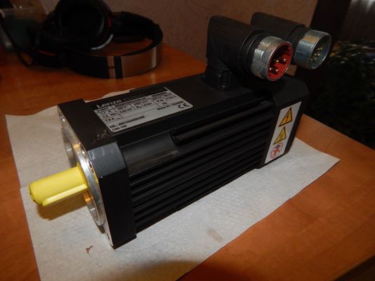 Lenze MDSKSRS036-23 Servomotor PODER nominal 0,54 kW