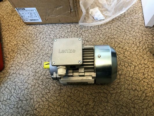 LENZE MDERAXX-080-13J Corrente nominal 1.5A Servo-acionadores industriais