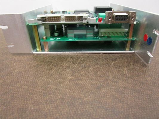 Yaskawa CACR-01-SU23GC AC servo drive Requisito de corrente do autocarro 600 MA 1 canal
