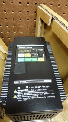Servomotor Omron 3G3JX-A4004 para aplicações industriais