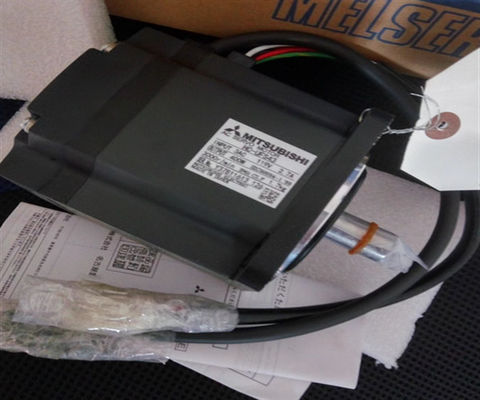 A HC-UF43 By Mitsubishi Servo Motor 200V AC Fornecimento de energia