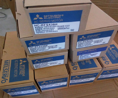 Mitsubishi Servo Motor HC-UFS352 Srvmtr 3.5kw Freio 2000rpm Novo