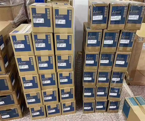 Mitsubishi HC-UFS502 200W AC Servomotor rotativo sem escova para servomotores industriais