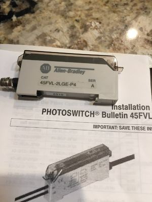 Sensor de fibra óptica compacto DIN para automação industrial
