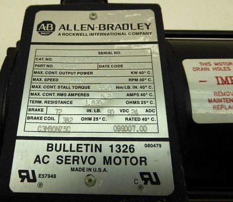 AB 1326AB-A2E-11-A4 Servomotores AC para controlo de precisão