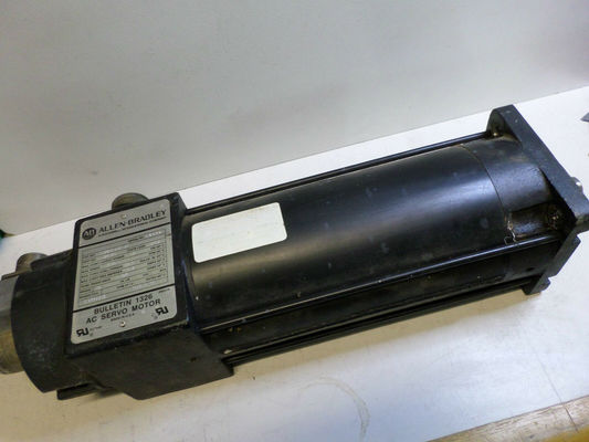 AB 1326AB-A2E-21 SERV MTR, 32-IN-LB, 3K-RPM, IEC METRIC Peso 25,90 lbs