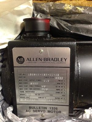 Série AB 1326AB-A3E-11-C3 Torque Plus, Servomotores AC