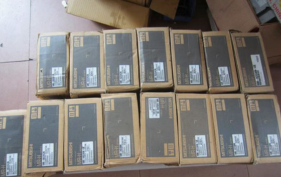 HC-SFS301 Mitsubishi Servo Motor 1000/1200RPM Mitsubishi Motor Japão