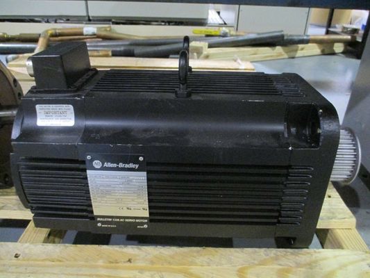 AB 1326AB-B720E-S2L Servomotor rotativo para controlo de movimento preciso e suave