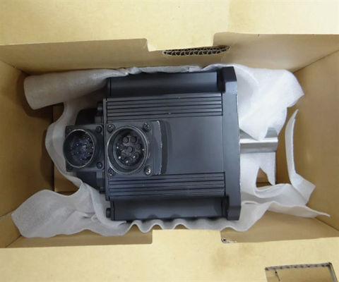 Mitsubishi HC-SFS153 Servomotor 8.6A 131V 3000RPM 1.5KW NOVO