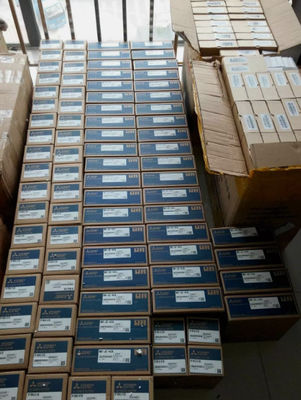 Mitsubishi AC servomotor HC-SFS202K Amplificadores operacionais Servomotor industrial