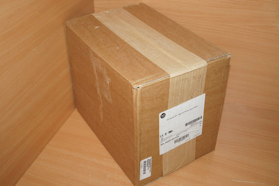 ALLEN-BRADLEY MPL-B430P-SK72AA MP-Série MPL 480V AC Servomotor rotativo