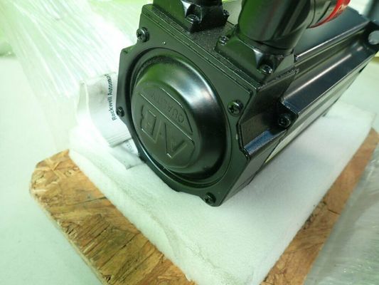 ALLEN-BRADLEY MPM-B1151F-MJ72AA MPM-Série MPM 480V AC Servomotor rotativo