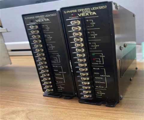 Fase 5 oriental industrial do servo motor de UDX5114N 100V 115V Vexta