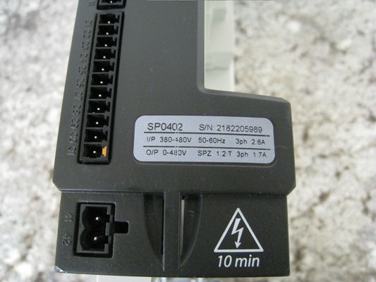 EMERSON SP0402 Motor AC universal de velocidade variável para motores de indução e servomotores
