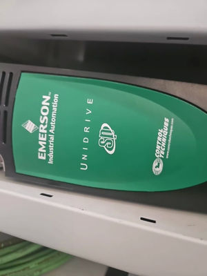 EMERSON SP1403 Acionamento AC universal de velocidade variável para motores de indução e servo