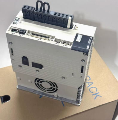 Yaskawa Drive SGDV-5R5A01A/11A SGDV-7R6A01A/11A com garantia de um ano em estoque
