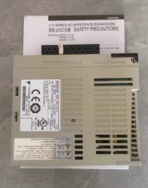 O motor de servo Yaskawa SGDS-01A01A SGDS-01A12A SGDS-02A01A SGDS-02A12A