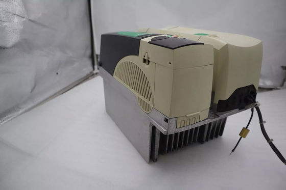 EMERSON SP3401 Técnicas de controlo Emerson Unidrive Frequenzumrichter