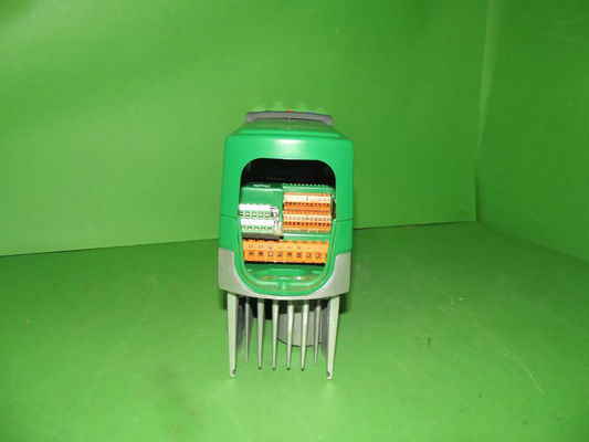 EMERSON UNI1402 Técnicas de controlo Emerson Unidrive Frequenzumrichter