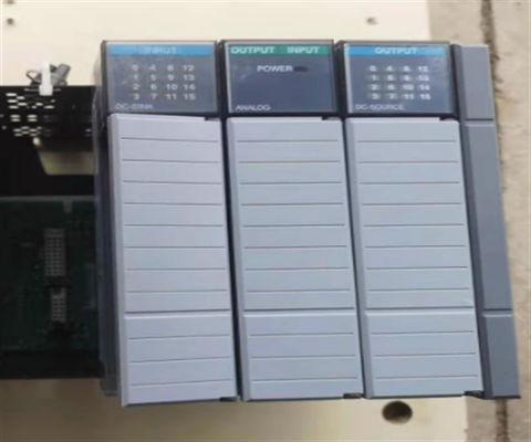 Allen-Bradley 1746-P2 SLC 500 Fornecedor de alimentação montado em rack 120/240V AC, 5A