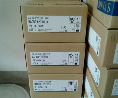 MDMA302S1C Panasonic motorista do servo motor de 3 fases 3000r/m 0.75kw 200Hz 116V