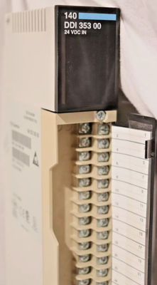 Modulo de entrada discreto Modicon Quantum - 32 I 24 V DC SCHNEIDER