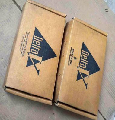 Emerson DELTAV KJ4001X1-CC1 12P0733X032 4 Wire TX Terminal Block para automação de processos