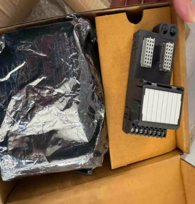 Emerson DELTAV KJ4001X1-CC1 12P0733X032 4 Wire TX Terminal Block para automação de processos