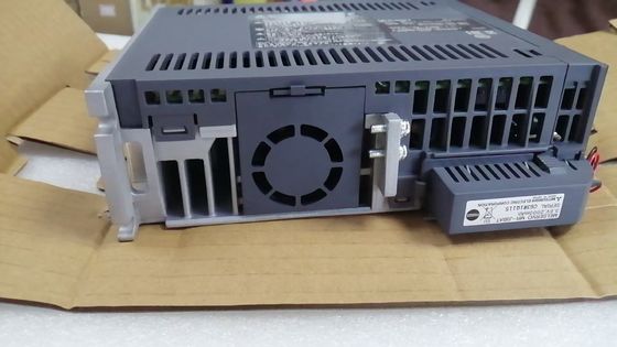 MITSUBISHI AC SERVO AMPLIFIER MR-J3-100A-RJ070 Importado Original Novo