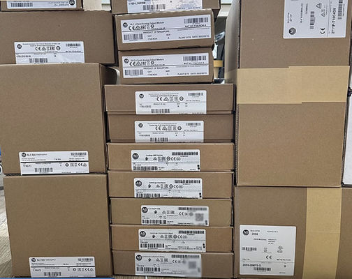 Controllogix Logix 5563 1756-L63 Módulo de controlo para Allen Bradley 1 Port Temperatura nominal -20...55 Â°C