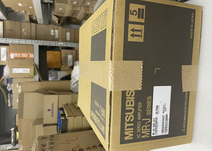 Fase servo 200 do amplificador 3 da C.A. Mitsubishi de MR-J2S-500B 5Kw a 230VAC 50/60Hz