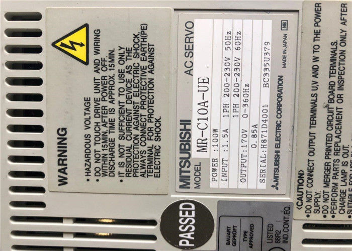 Amplificador industrial servo 100W da movimentação MR-C10A-UE da C.A. de Mitsubishi, 200-230V, original 0.85A novo