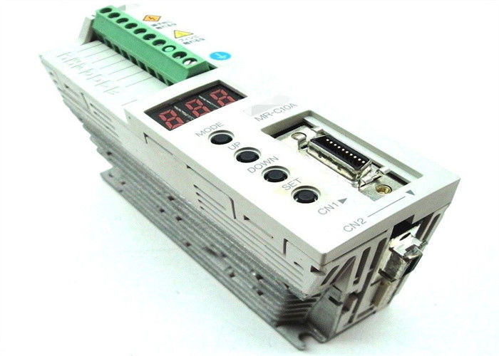 Movimentação industrial SERVO do AMPLIFICADOR MR-C10A 100W 200-230V 50/60Hz 0.85A da C.A. de MITSUBISHI NOVA