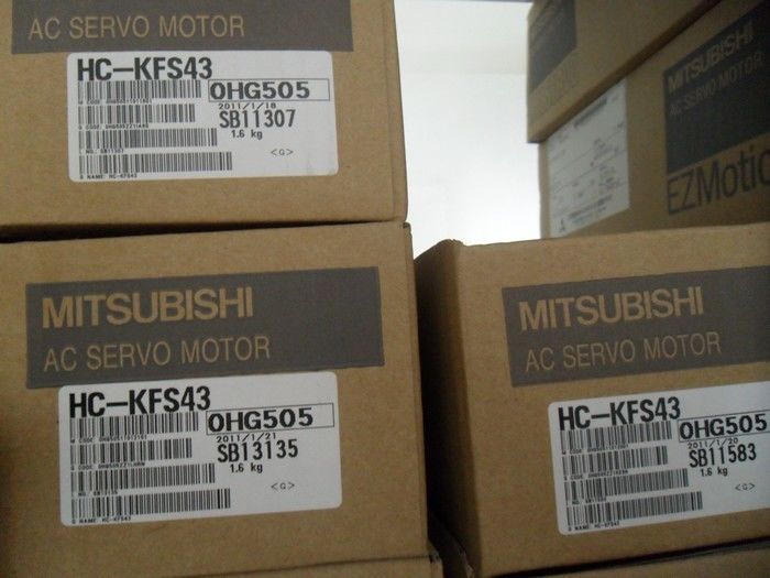 Saída do servo motor 3.5KW 2000 RPM 3,5 de Mitsubishi HC-UFS352 Melservo HC