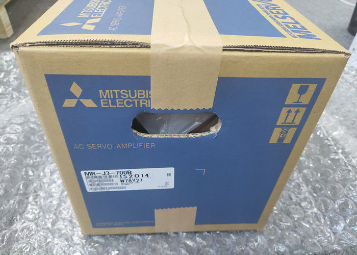 Mitsubishi 3 amplificador servo do motor do motorista MR-J3-700B 7KW da C.A. da fase no sistema de controlo
