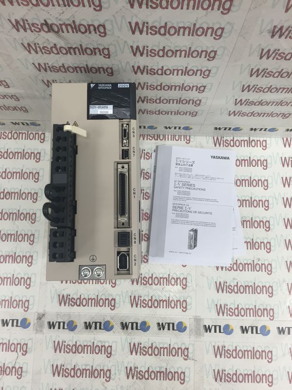 Movimentação do servo motor da C.A. de 1PH 200-230V, YASKAWA Servopack SGDV-5R5A01A 50/60HZ 3.7A