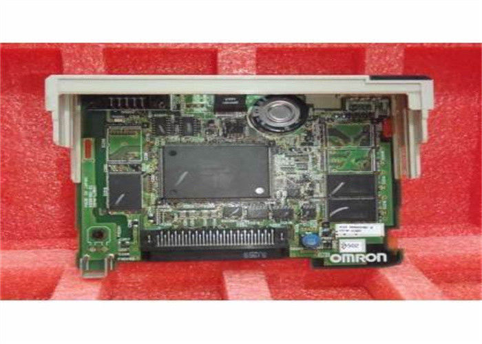 Entalhe interno da placa de Omron CS1D-LCB05D no controlador programável da lógica do PLC dos painéis de controlo do laço da unidade do processador central