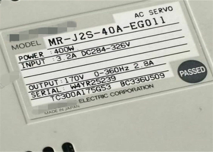 Movimentação SERVO industrial 400W 170V 2.8A do amplificador MR-J2S-40A-EG011 da C.A. de Mitsubishi NOVA
