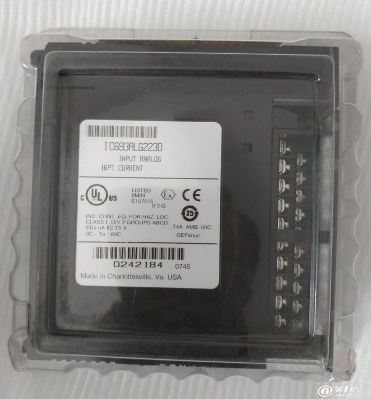 GE IC693CPU351 240K bytes para inserir programas no módulo 25 MHz 0°C –60 °C