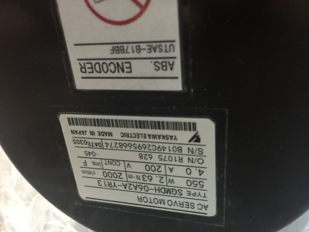 SGM-02B312B Yaskawa Servomotor Industrial AC Servomotor 100V 200W 2.7A 3000 RPM