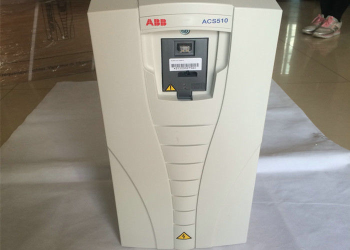 45 kW ABB AC Drive ACS510-01-088A-4 unidades padrão 45 kW I2n 88 A, classe de proteção IP21